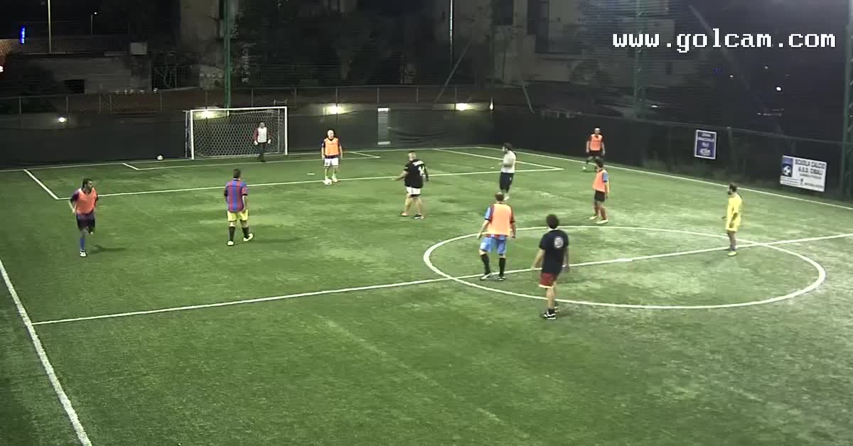 gol con tiro da fuori