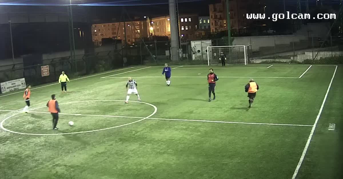 destro  potente goal