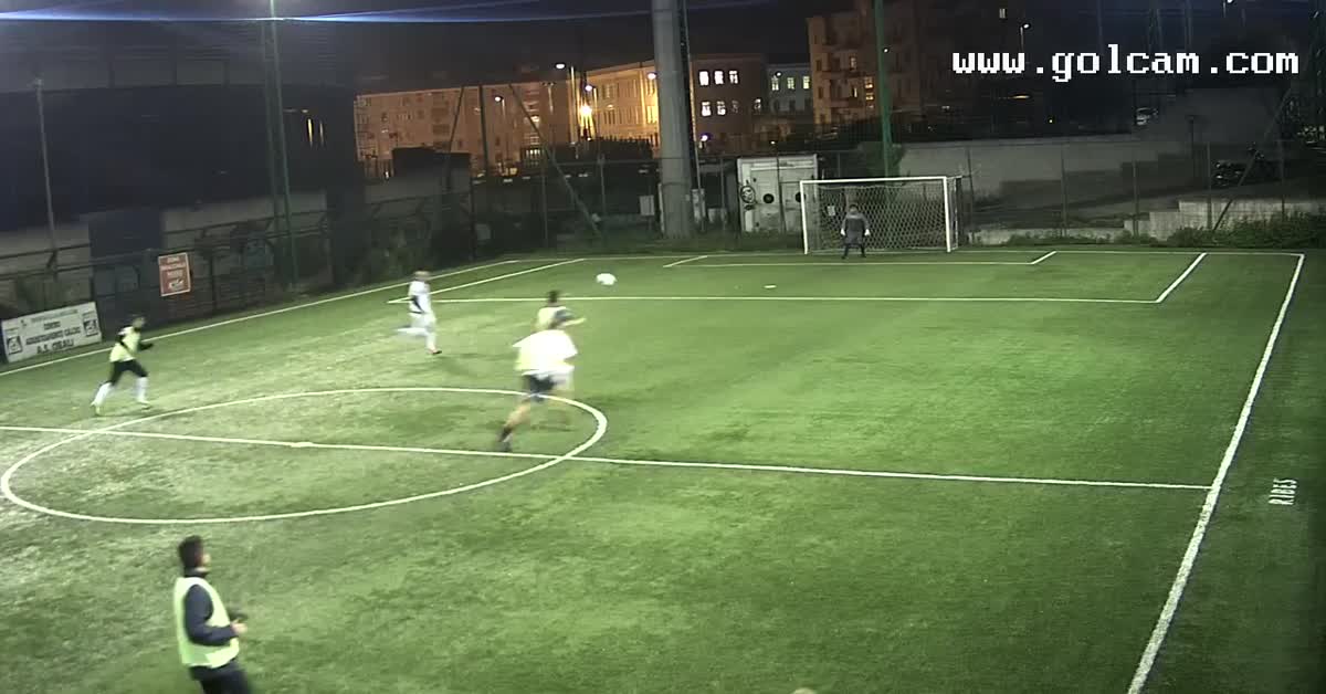 Controllo e gol 