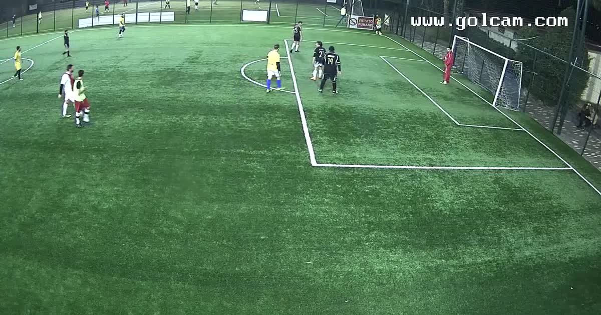 da calcio d angolo