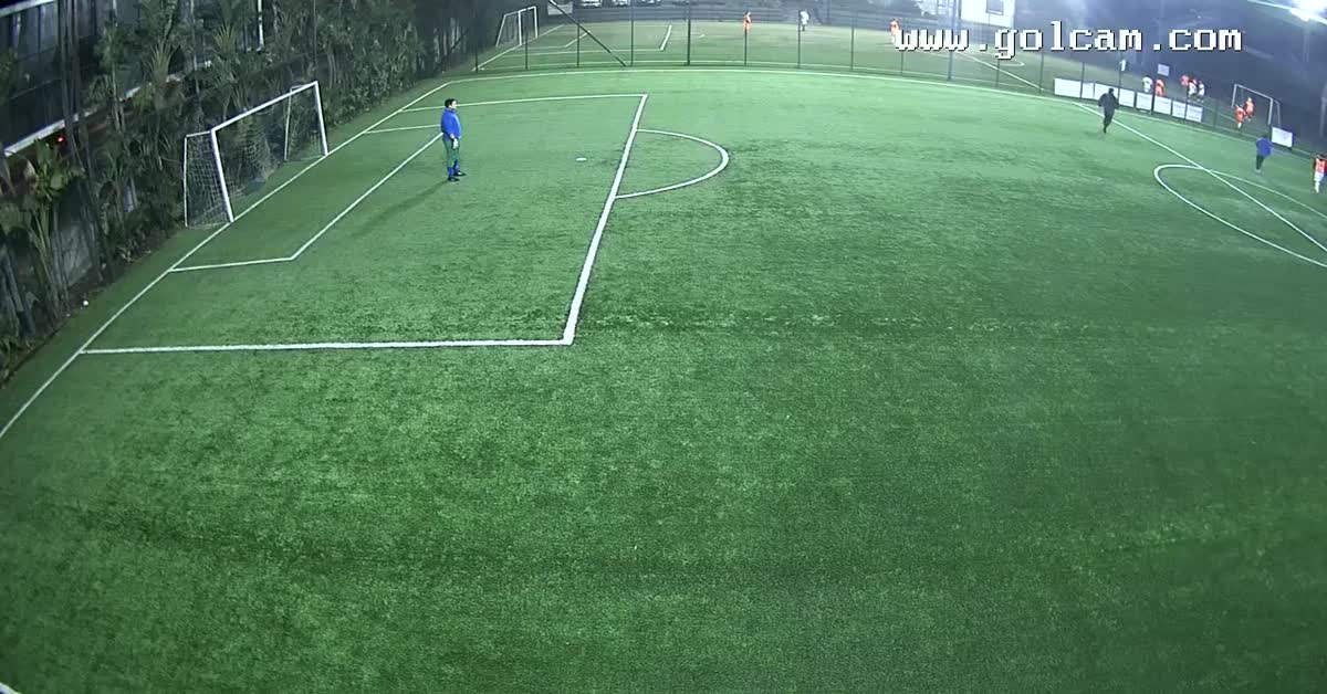 Goal da bomber :) 