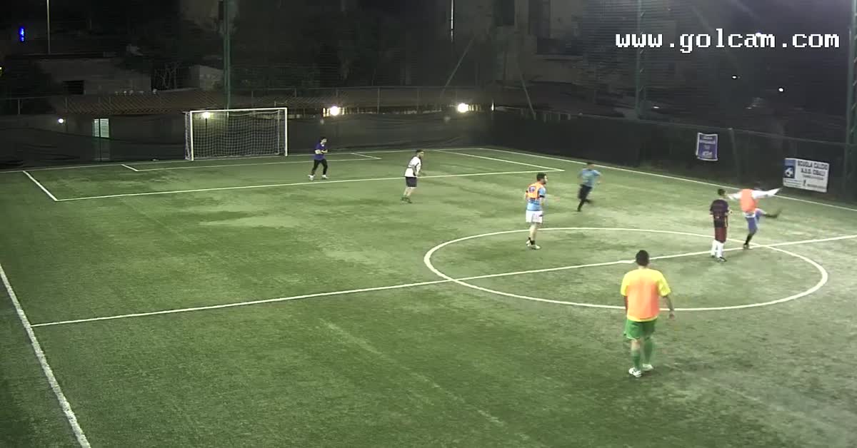 Gool con dribbling  