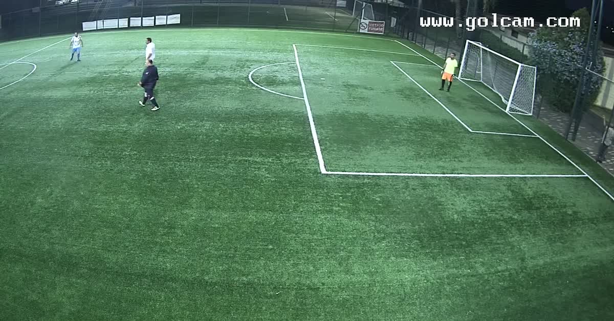 A sorprendere sul palo...