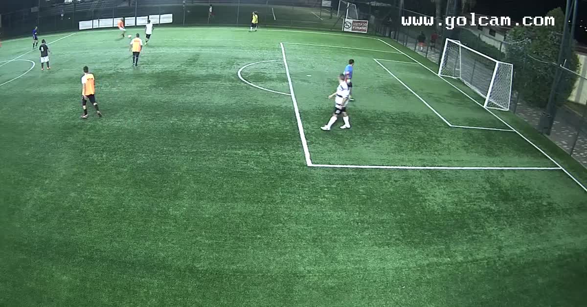 Triangolo e gol di luca
