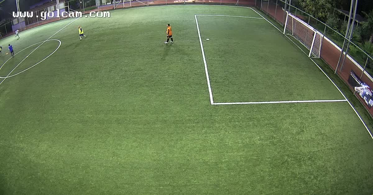 Fuori tutti e goal 
