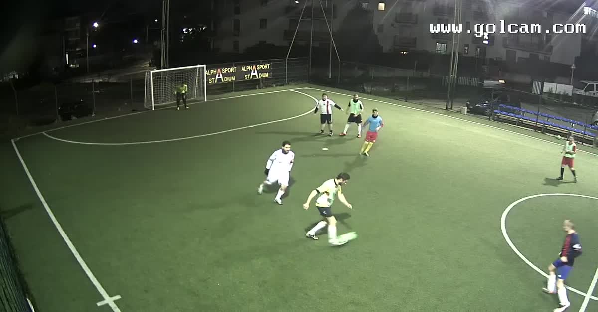 Azione ben costruita con 