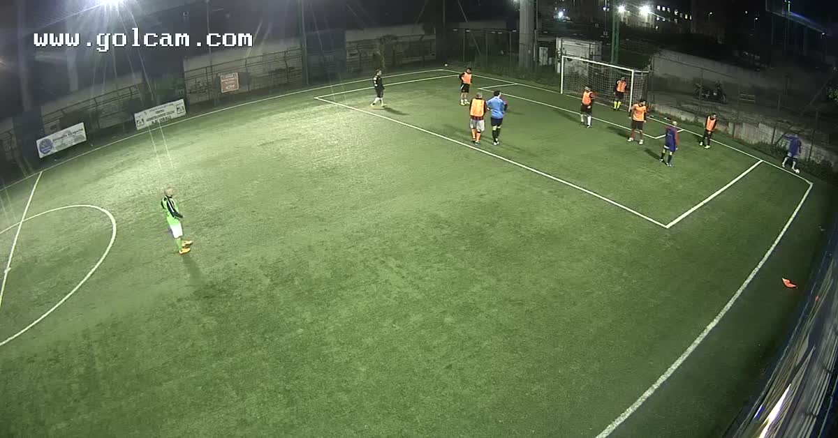 Goal dentro area