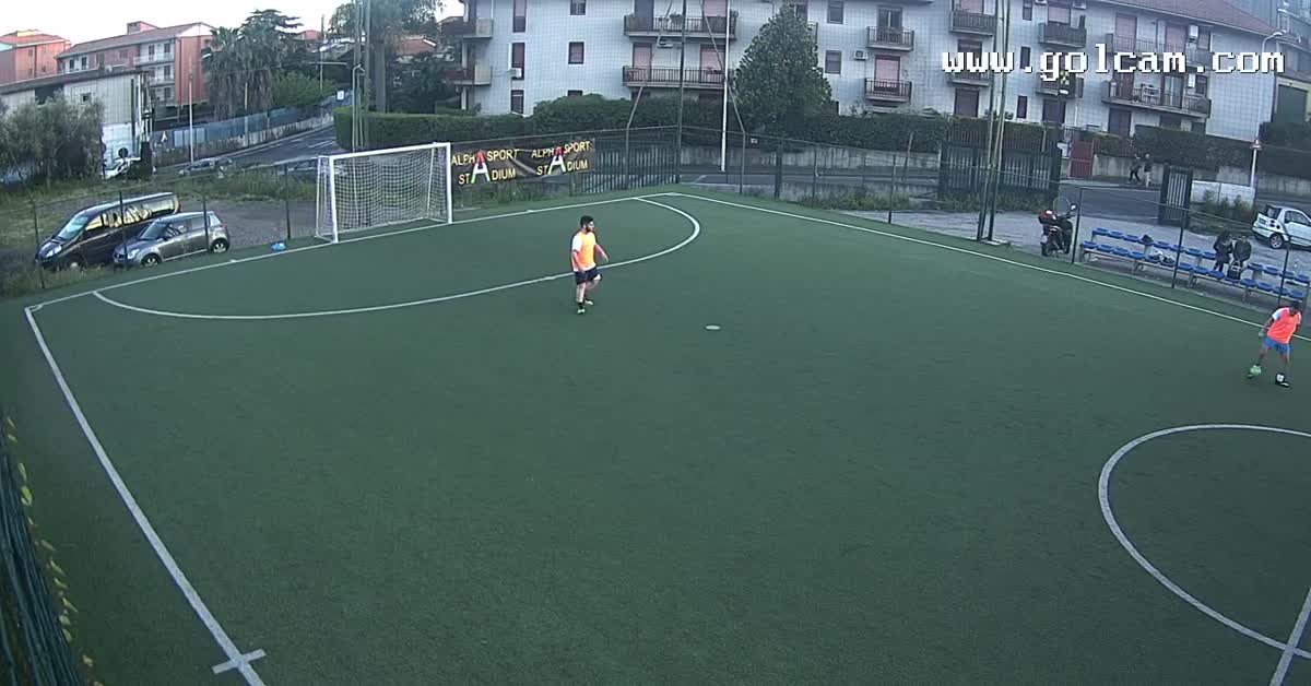 Dribbling secco e gol
