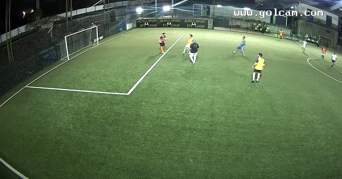 Mi avete rubato un gol