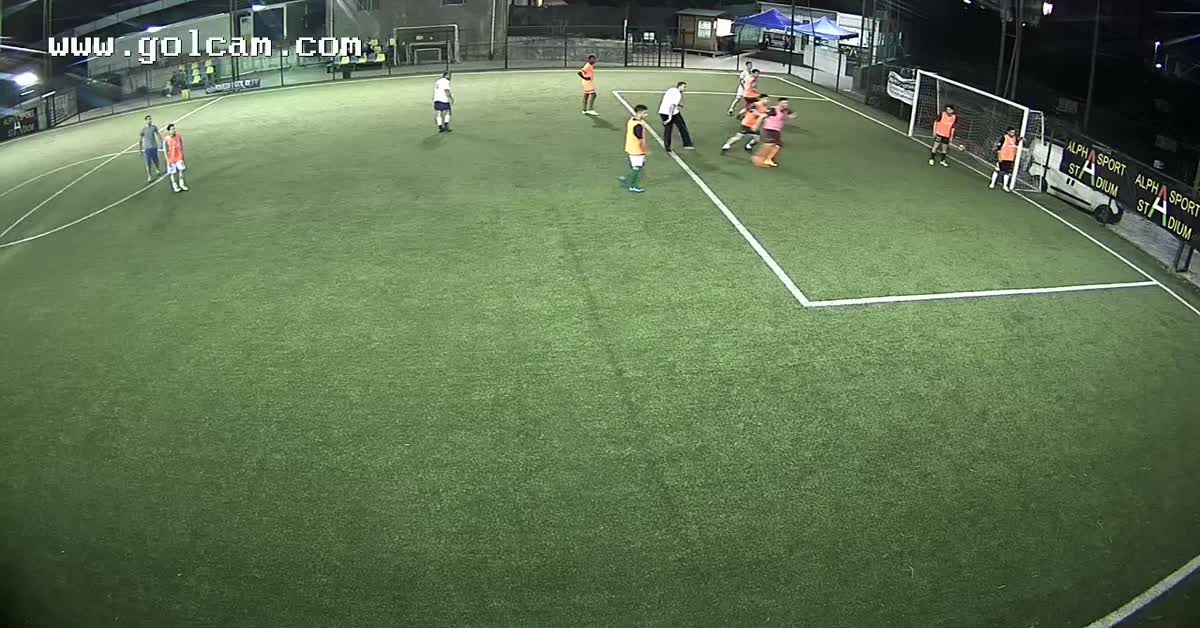 Gol di tacco a volo