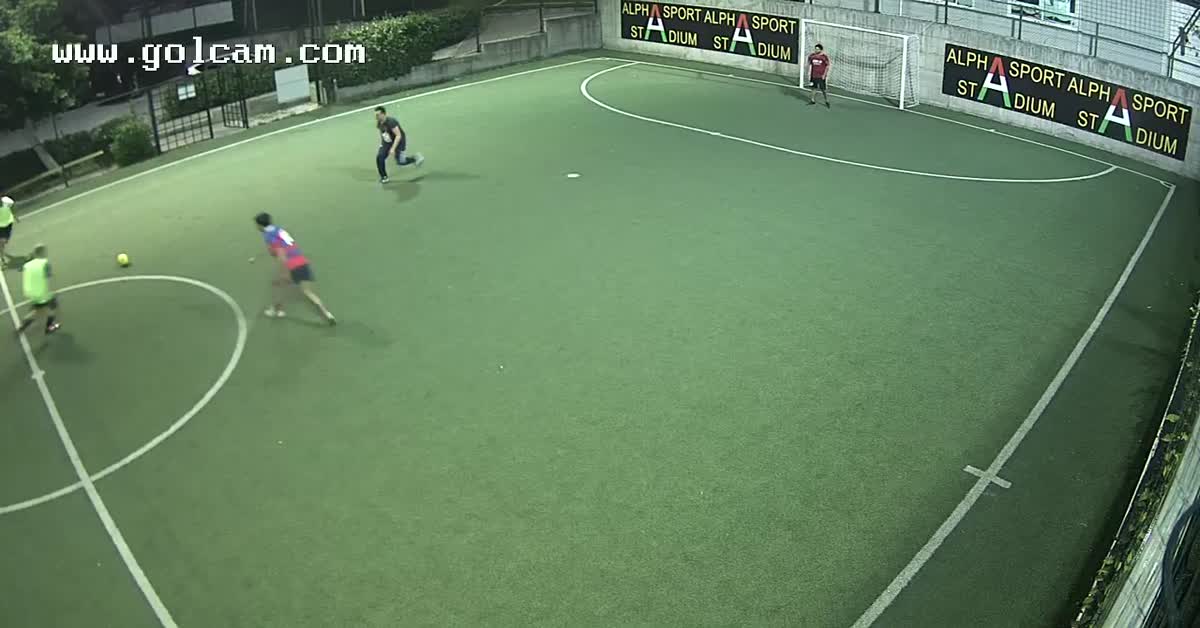 Gol bomba di Ivan 