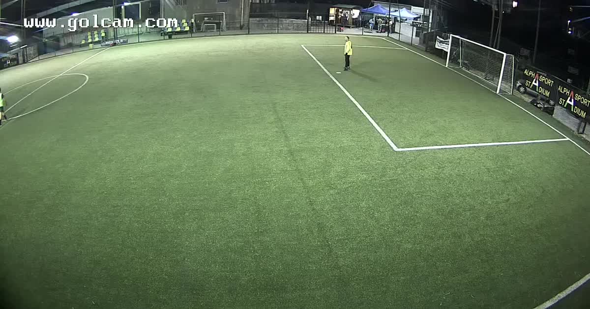 Gianmarco cerca il gol 
