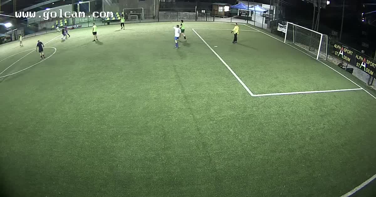 Gianmarco a Ivan assist e acrobazia Andrea