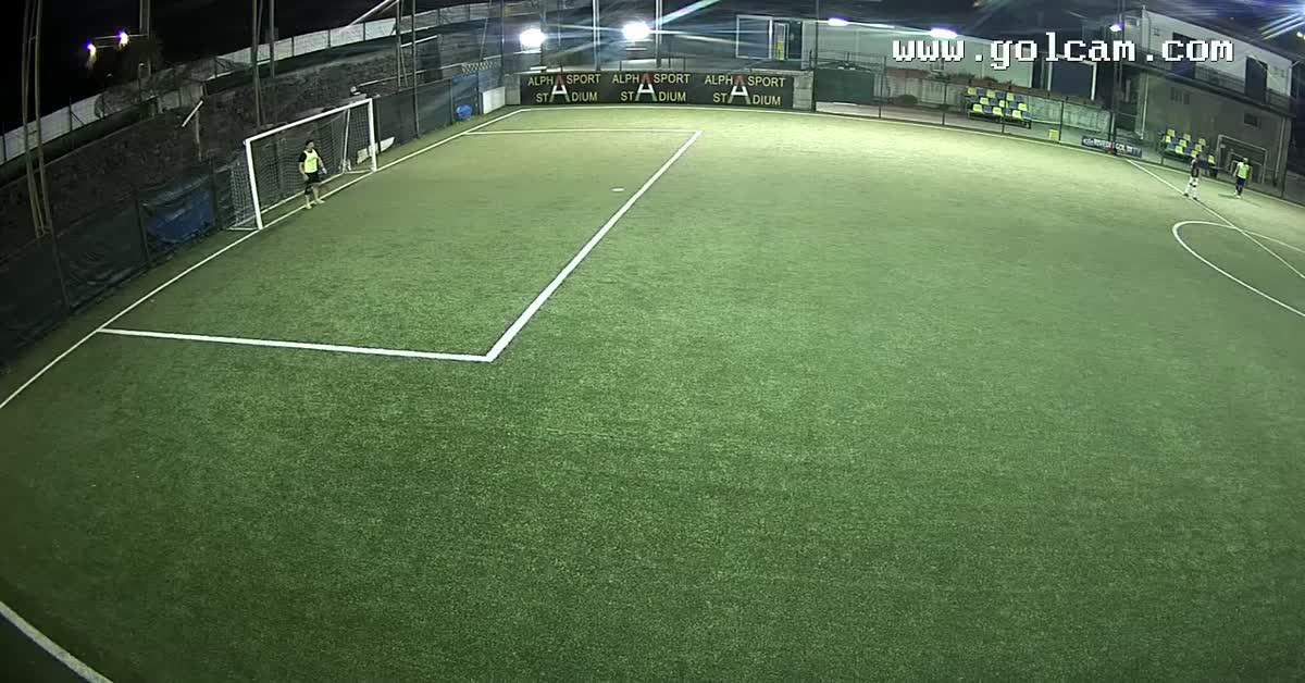 Bel gol di Proietto 