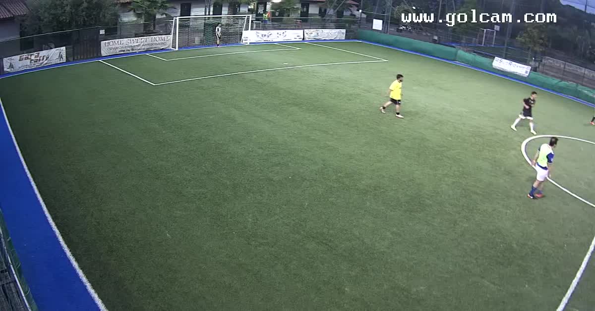 Anticipo su portiere in uscita