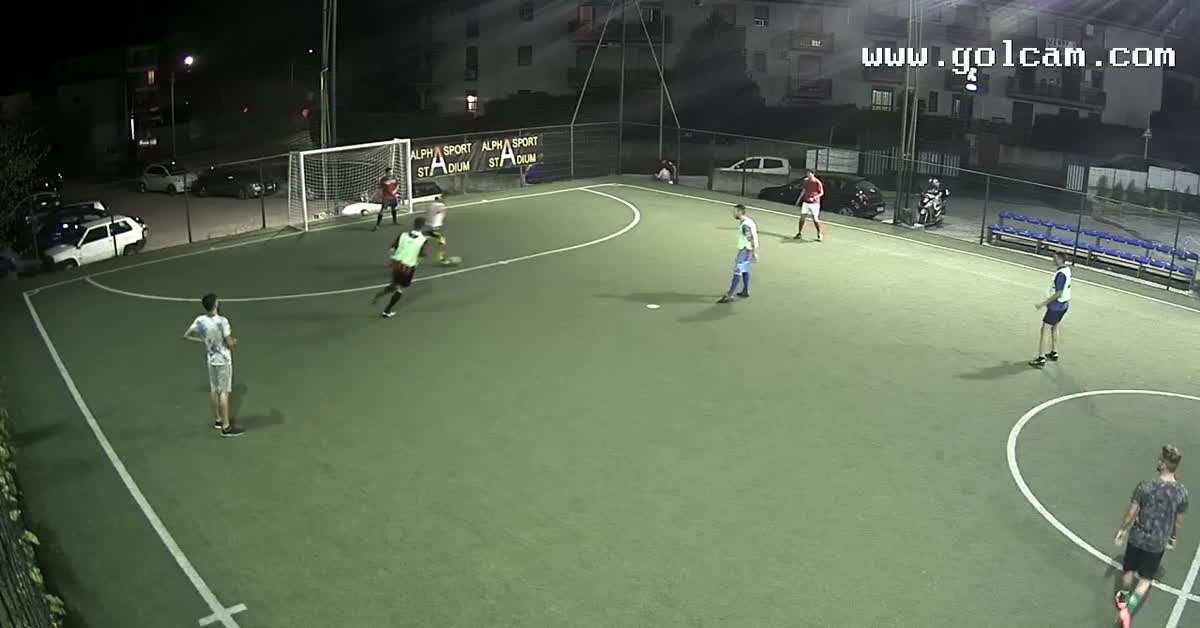 Rubo palla e goal