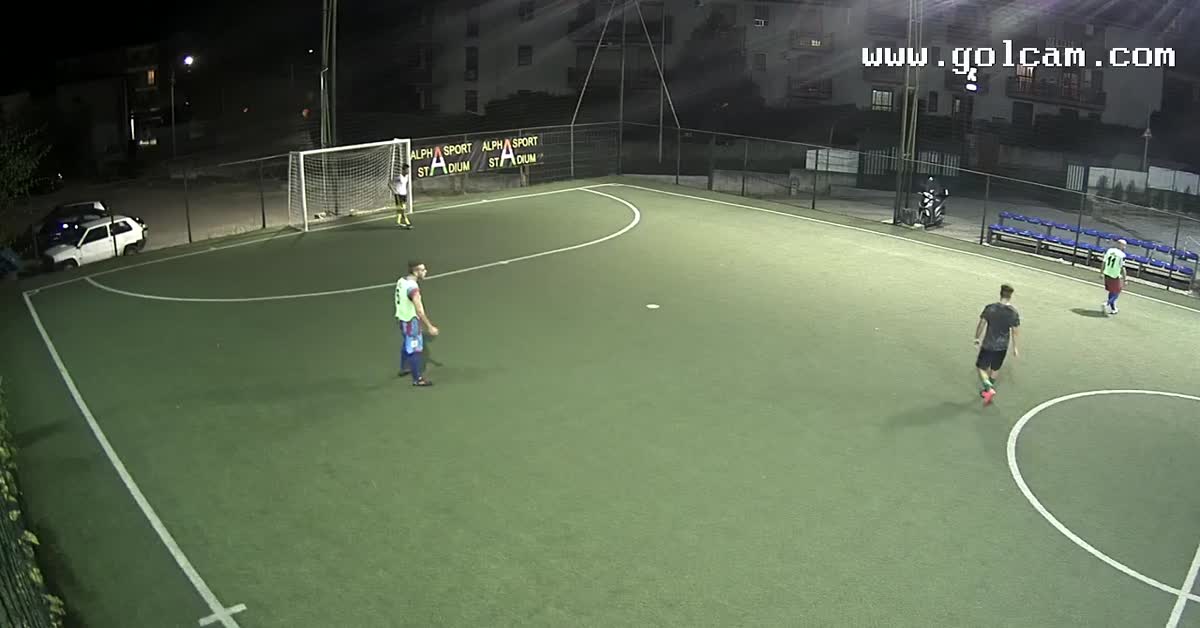 Passaggio in mezzo e goal