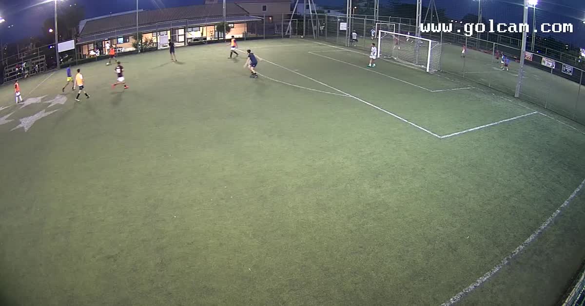 Calcio a 8