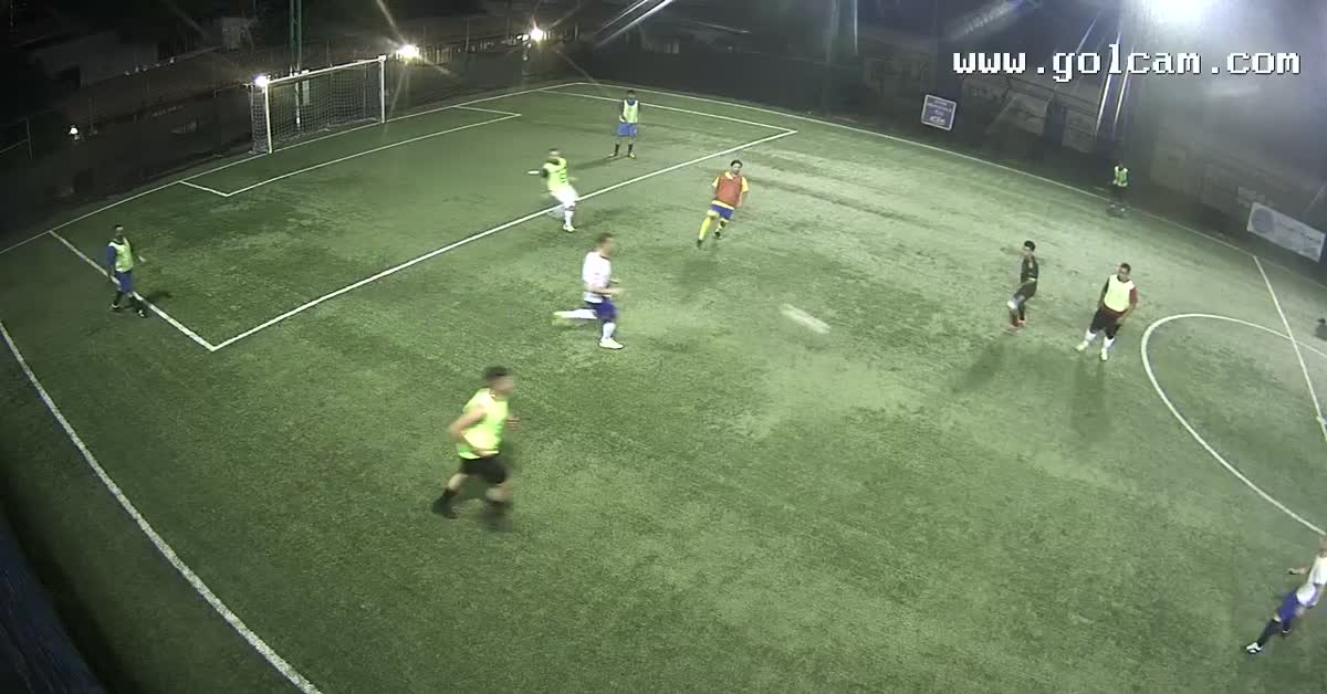 toccata dal portiere 