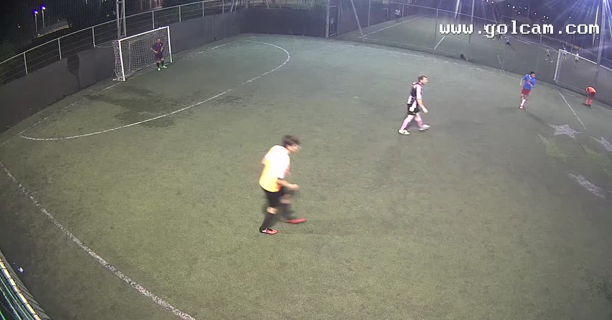Finta e goal da fuori 