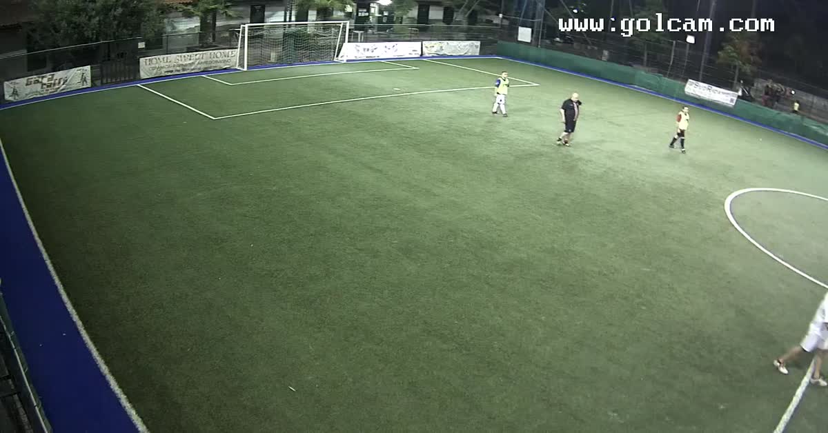 Appoggio in gol di tacco