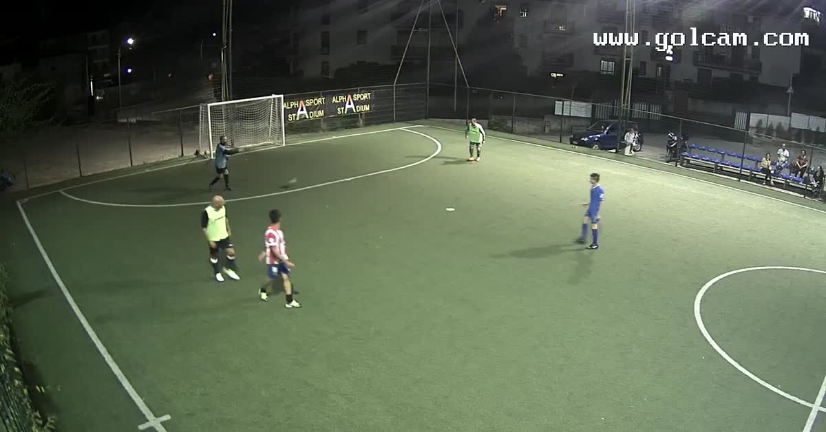 Tiro da fuori