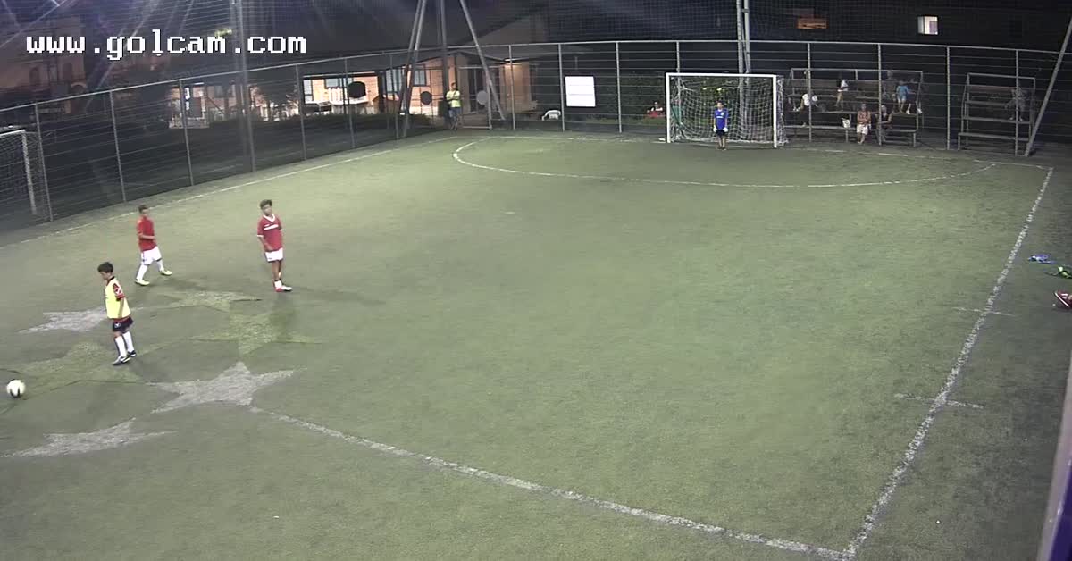 Gol da centro campo