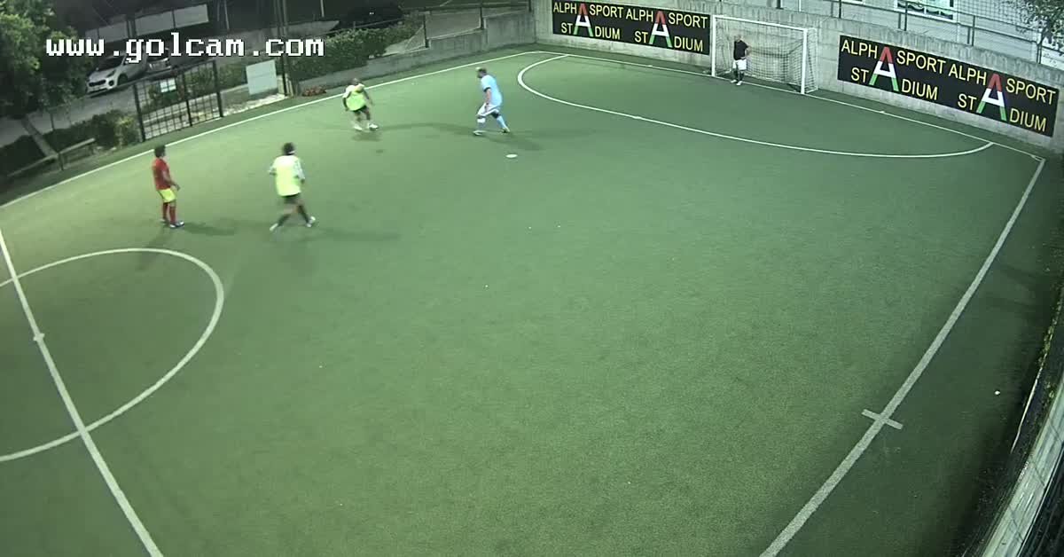 Gran goal da centrocampo