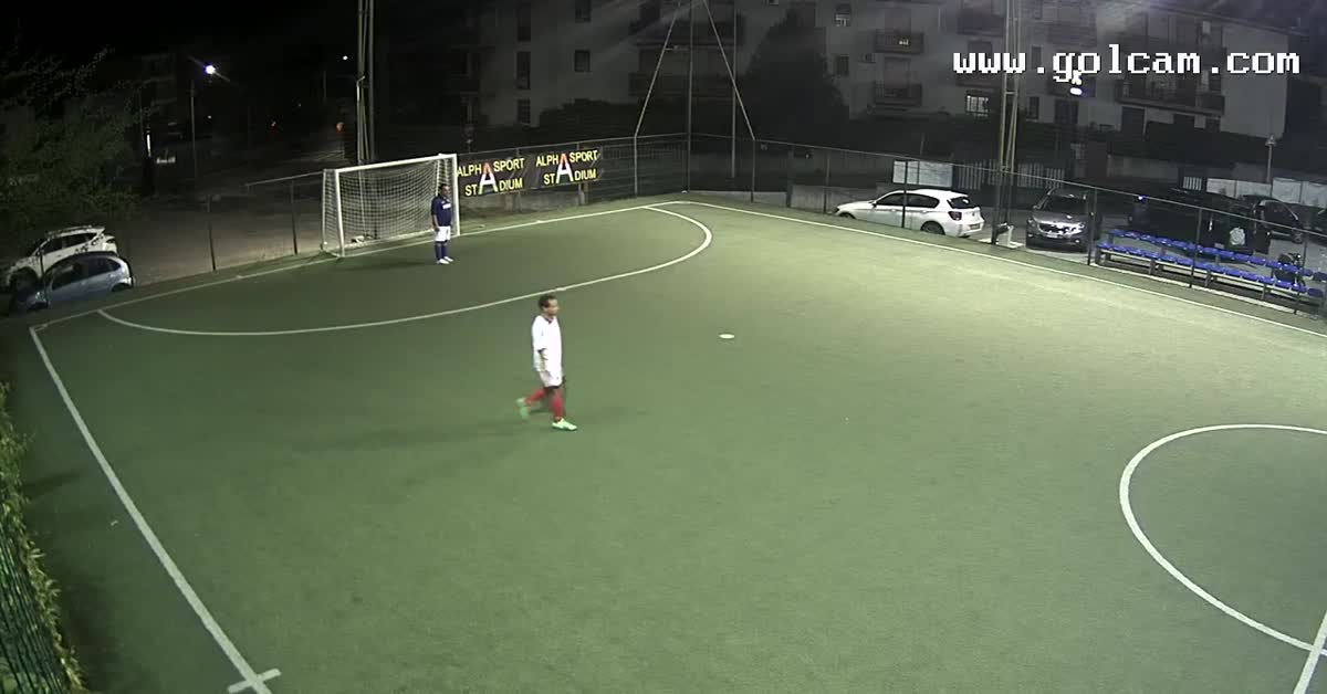 solo davanti al portiere