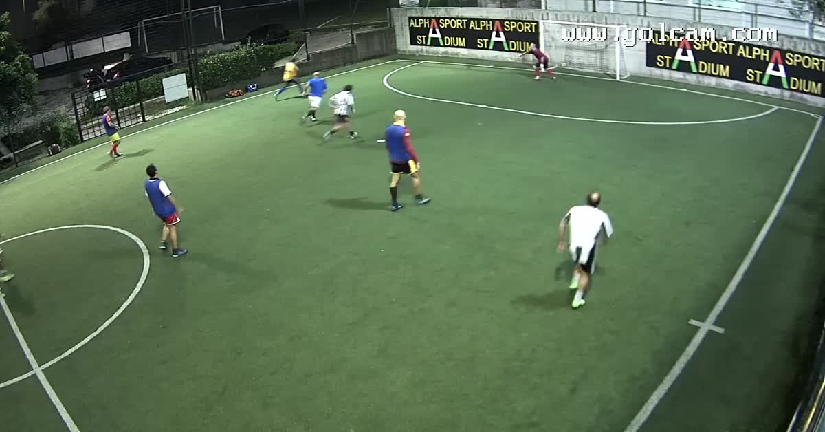 Goal nell'angolino