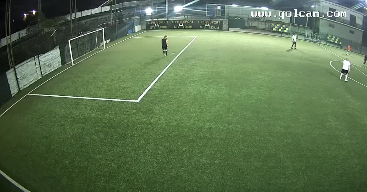 Dribling tiro gol
