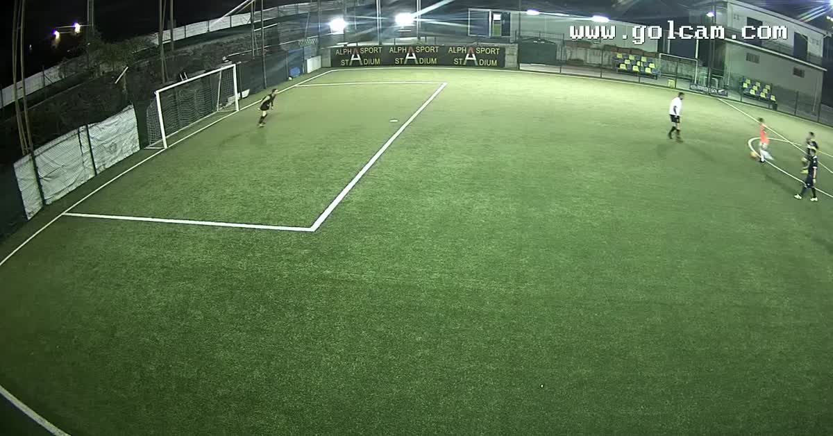 bel gol da calcio d'angol