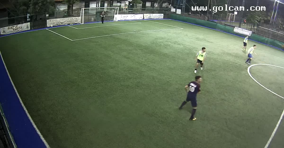 Gol di tacco al volo