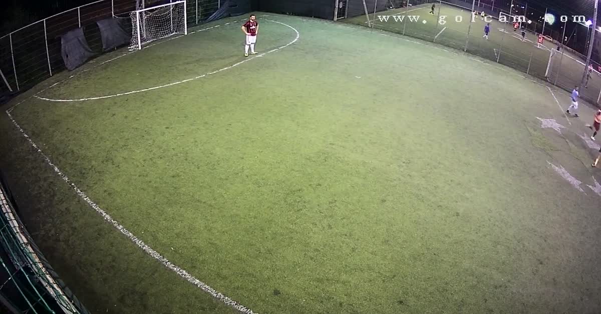 Tiro di poco fuori