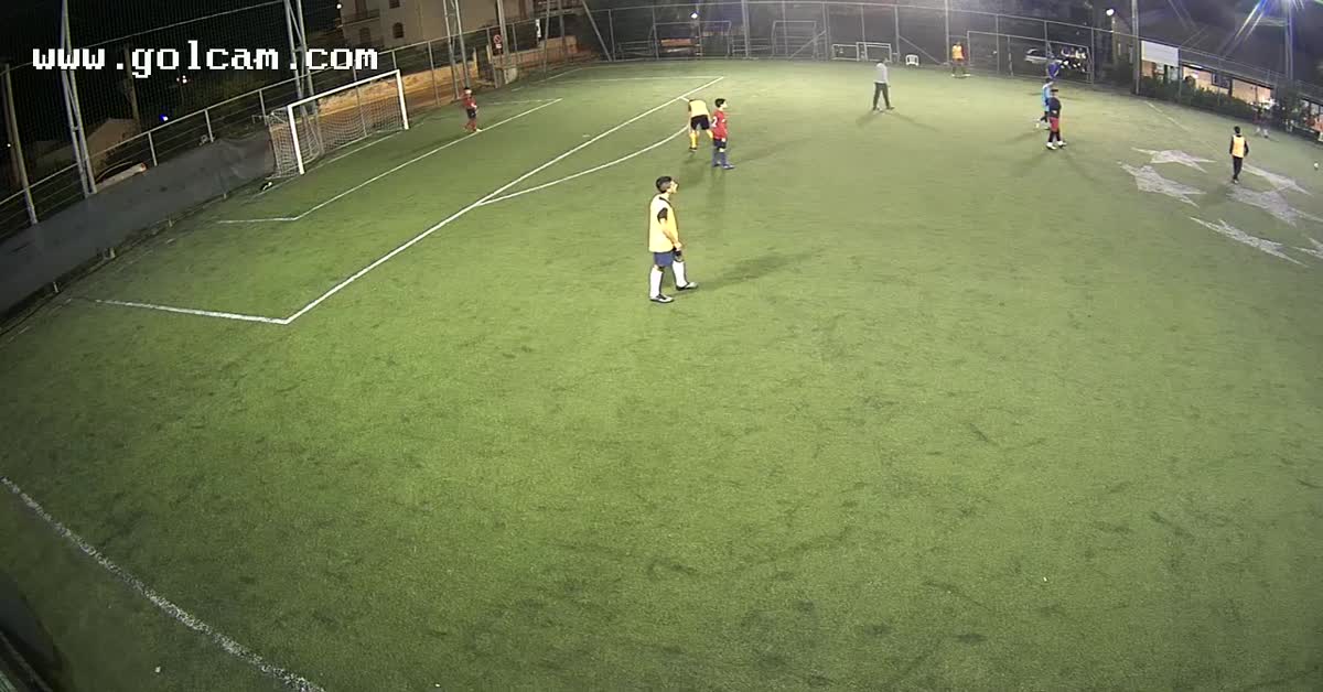 Gol di tacco al volo