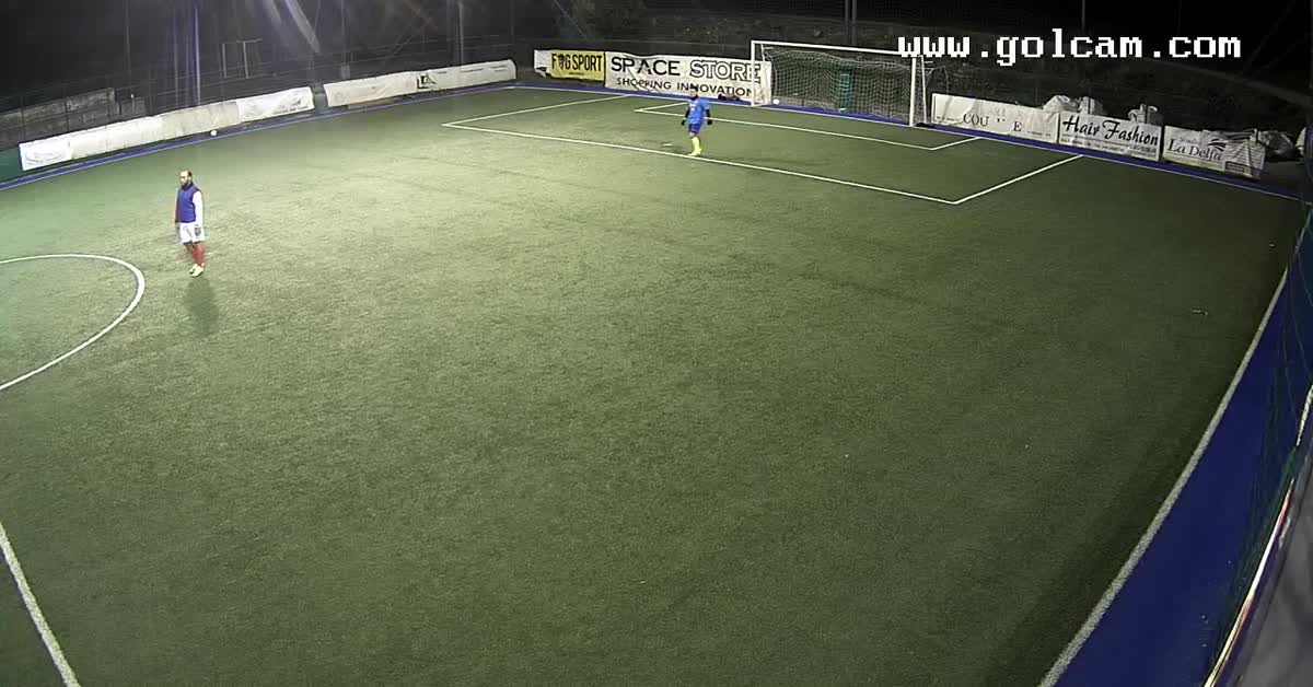 Goal con tunnel