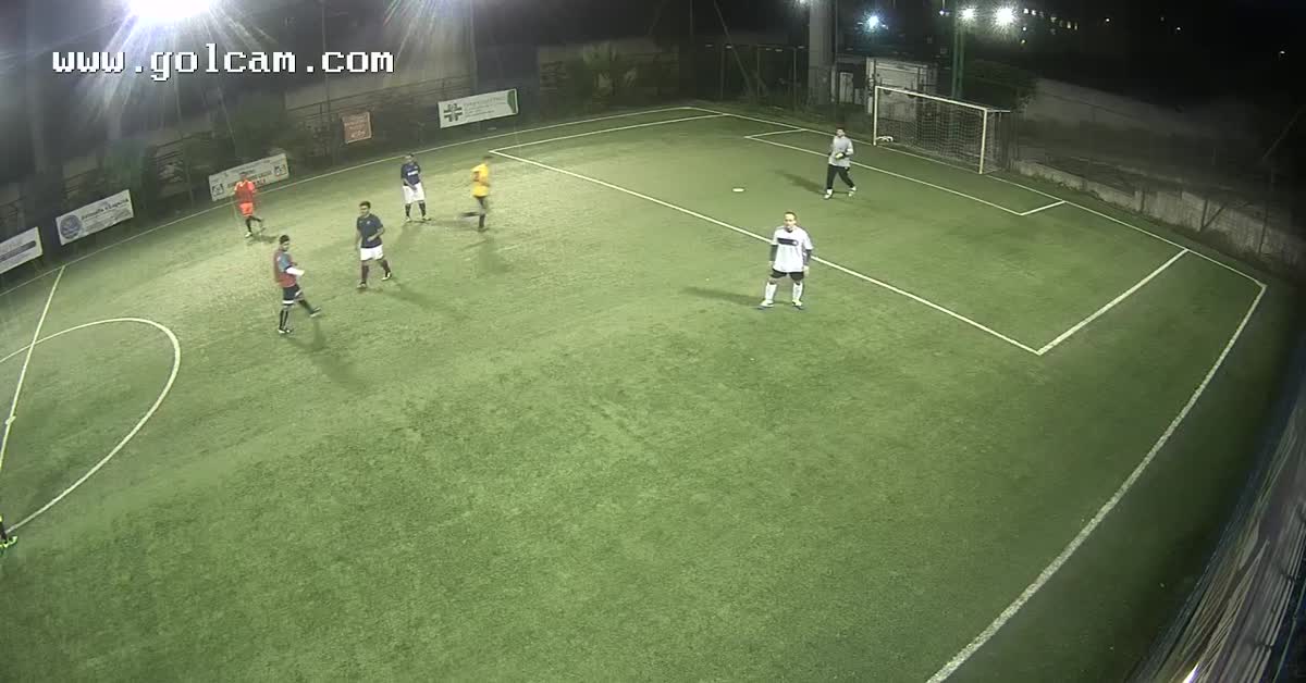 Dribling e gol 