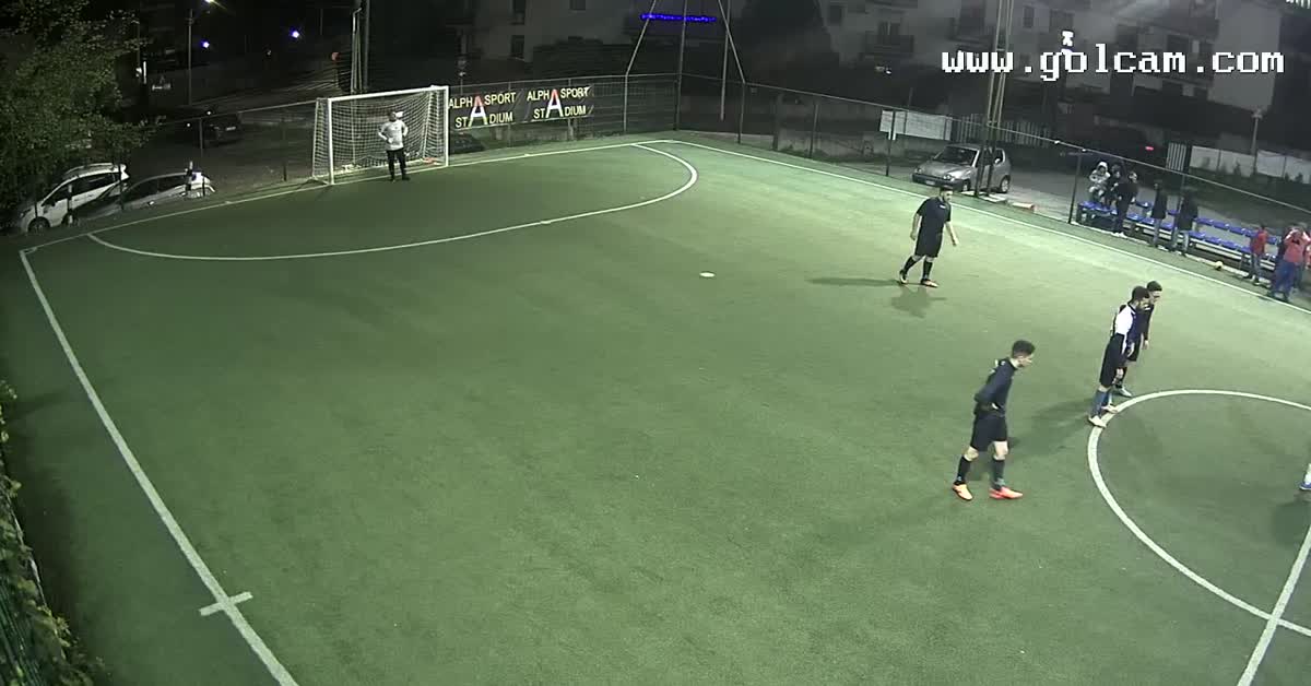 Alfredo segna gran gol