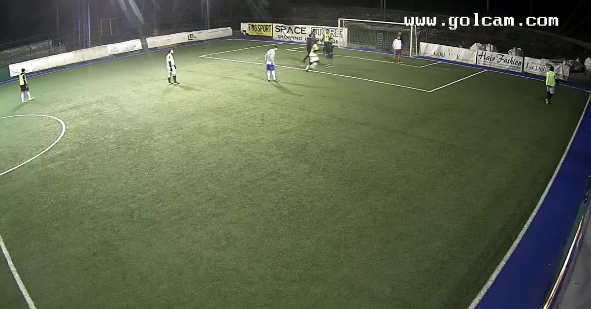 Golazo al volo