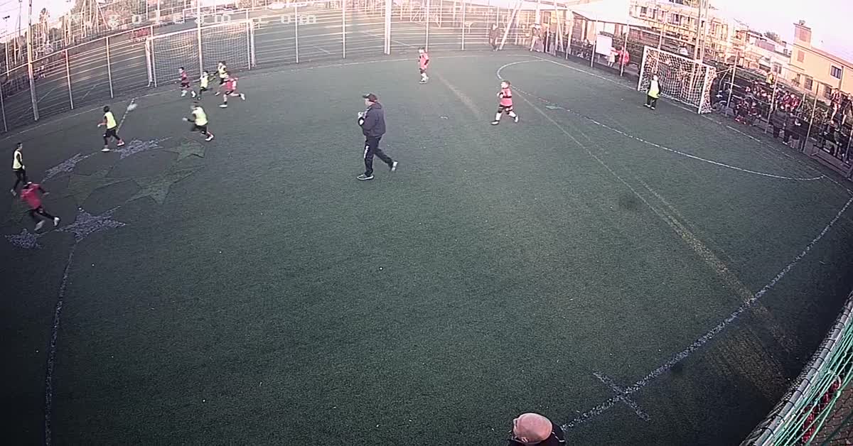 Salta l’uomo è fa un gran Gol 