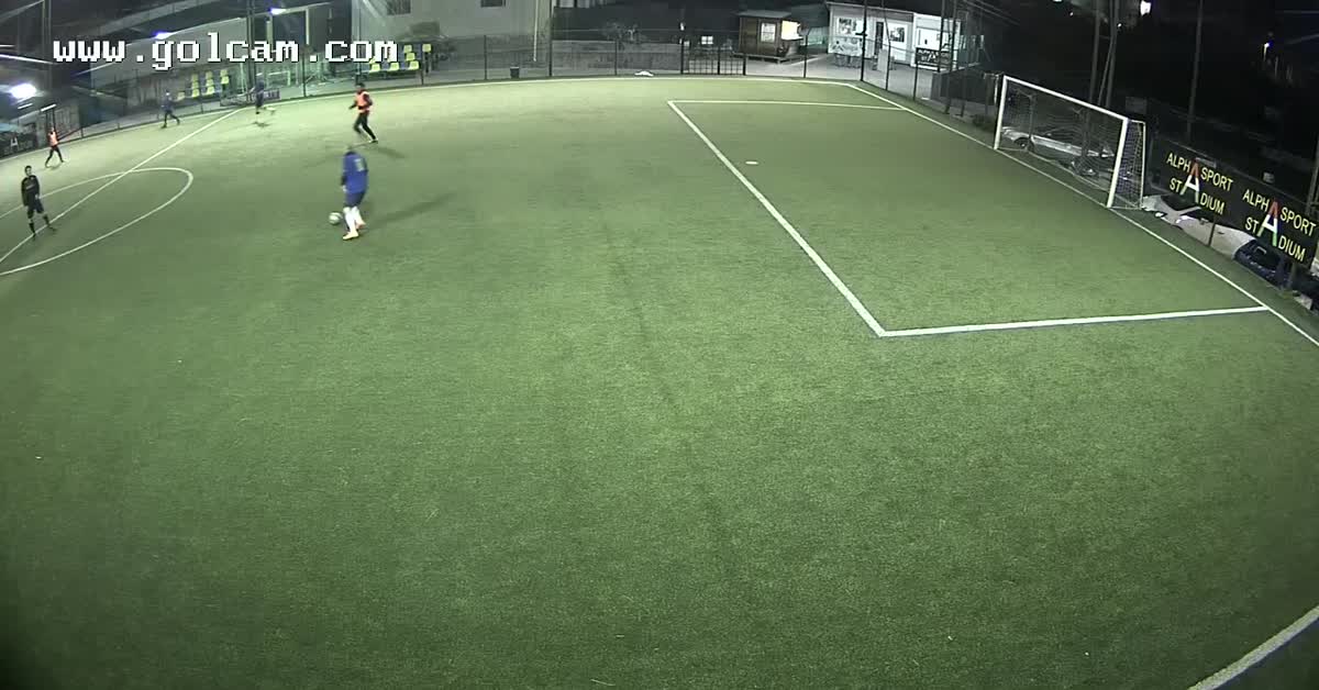 Scivolata e gol
