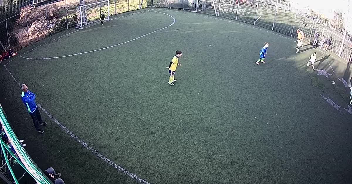 Grande assist