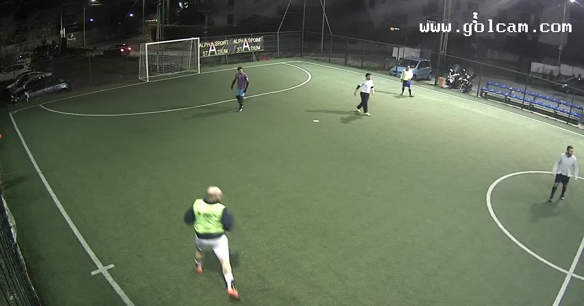 Salto l'avversario Gol