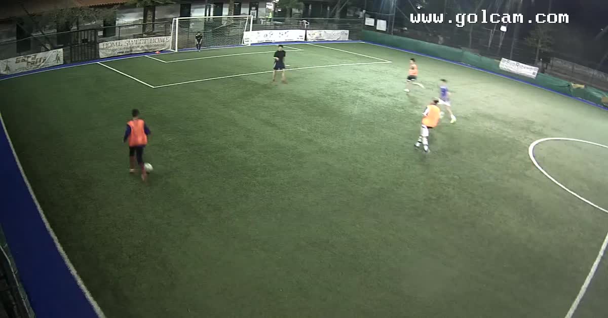 Gol sfiorato all'incrocio