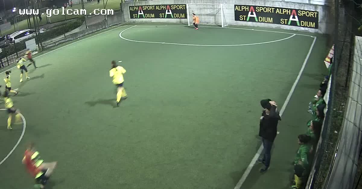 Goal al 2 palo