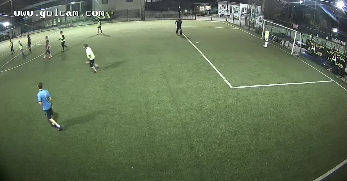 Gol tiro al volo