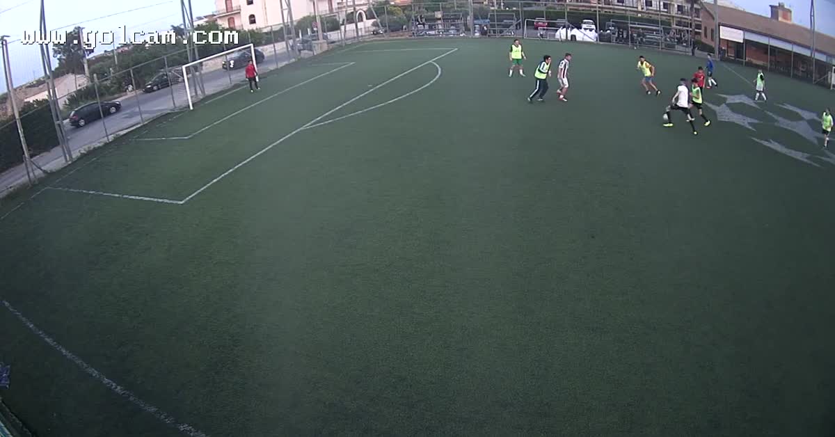 Gol da centrocampo.