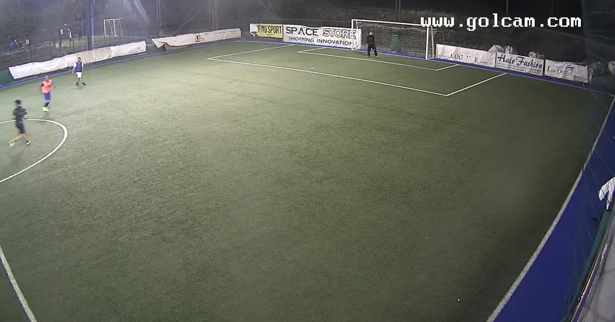 Uno due colpo sotto e gol