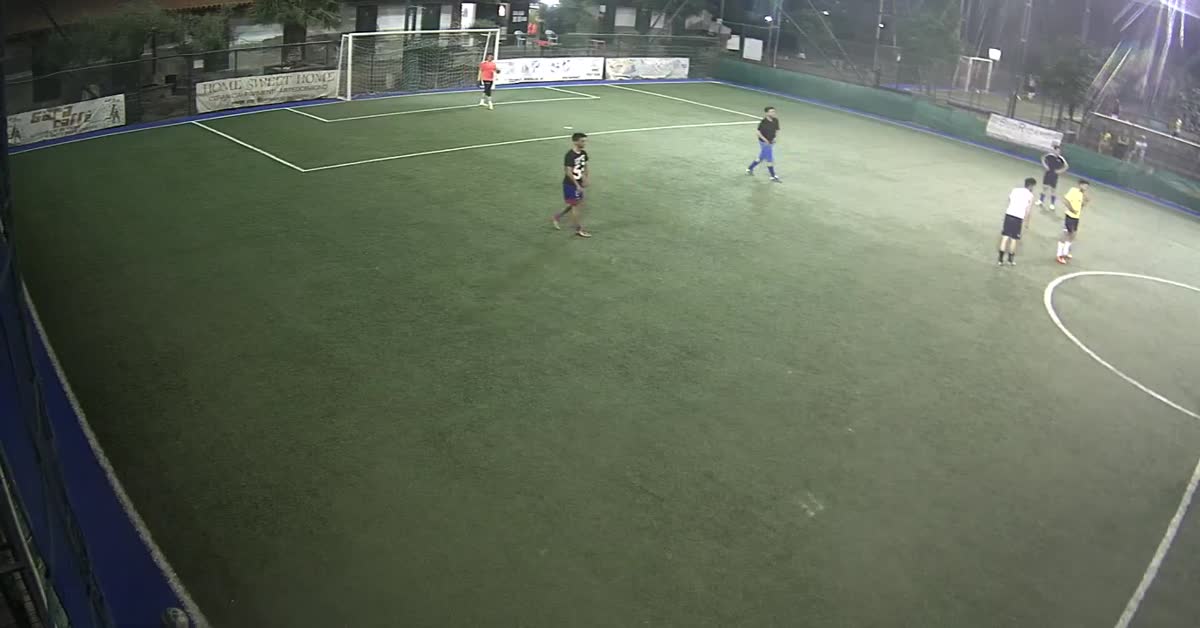 Da centrocampo