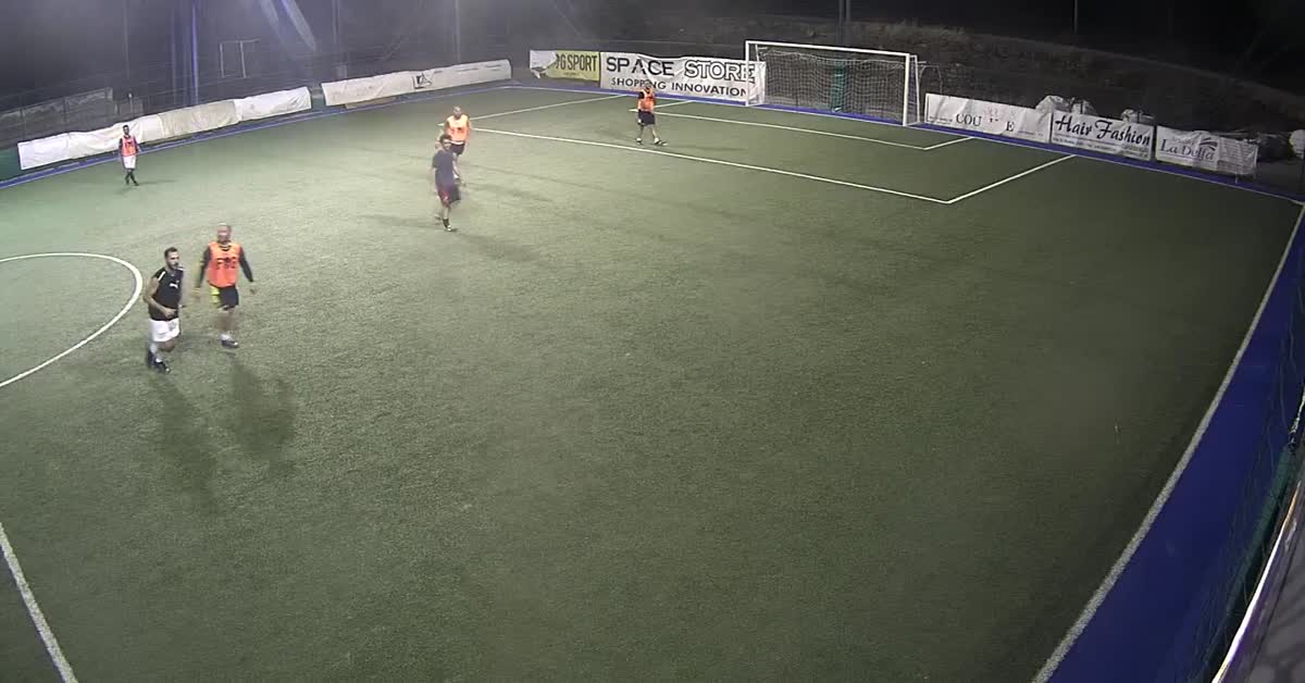 Gol testa
